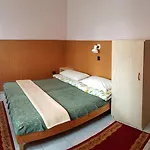 Muskatli Ueduelohaz 住宿加早餐酒店