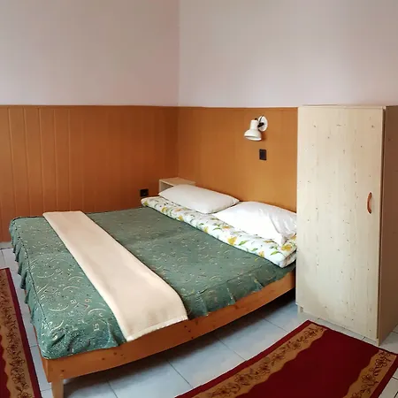 Muskatli Ueduelohaz Bed & Breakfast