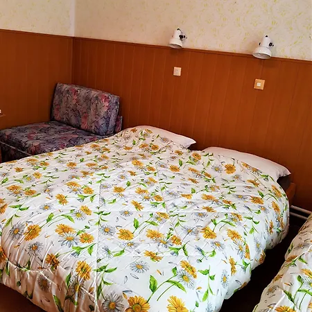 Bed & Breakfast Muskatli Ueduelohaz 2*